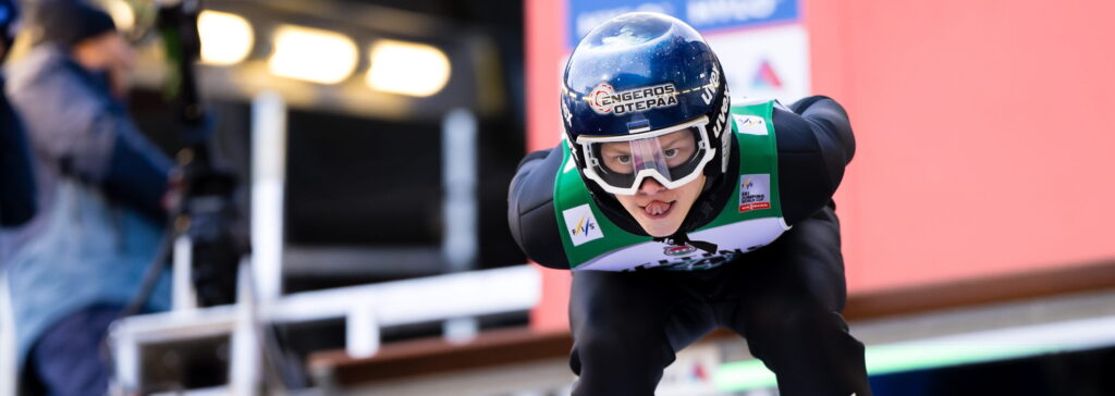 Nelja hüppemäe turnee avaetapil Oberstdorfis saavutas Artti Aigro 26. koha ja Kaimar Vagul 47. koha. Artti Aigro hüppas esimeses voorus 128 meetrit ja sai 129,8