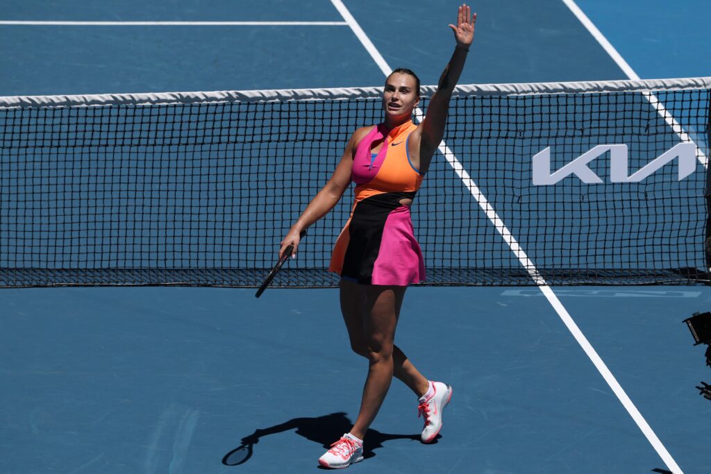 Melbourne’is peetavatel austraalia lahtistel liikusid teise ringi järel kindlalt edasi nii maailma esireket Arina Sabalenka kui ka meeste esinumber Carlos Alcar