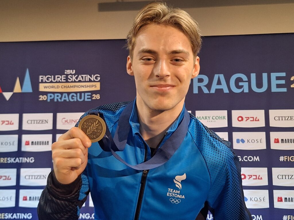 Aleksandr Selevko sõitis Praha iluuisutamise maailmameistrivõistlustel meeste üksiksõidu lühikavas välja võimsa isikliku rekordi 96,49 punkti ning hoiab lühikav